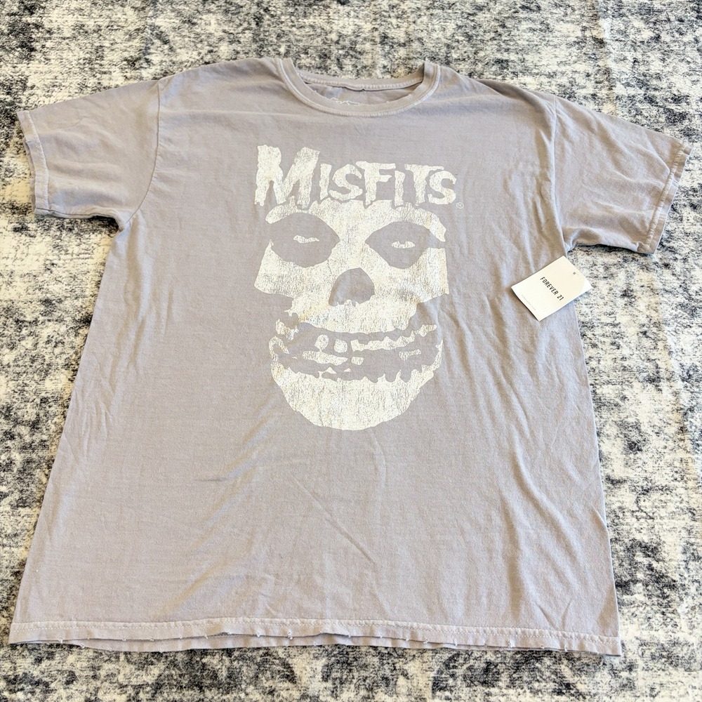 Misfits Forever 21 New Mens Shirt Gray and White Adult Size Medium/Large M/L NWT